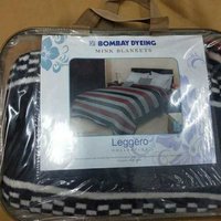 Legaro blanket