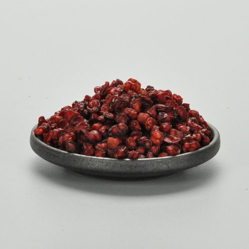 Dried Schizandra Berries Wu Wei Zi Chinese Organic Schizandra Berri Herb Tea Schizandra Berry