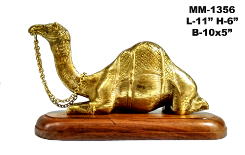 Camel statue with chain on wooden base, brass antiqueCamel Statue With Chain On Wooden Base, Brass Antique