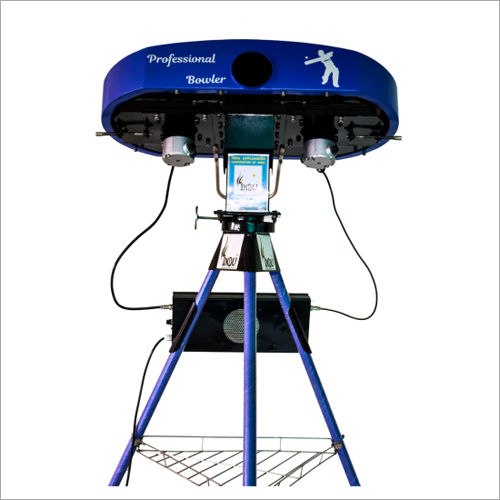 Professional Bowler -Cricket Bowling Machine