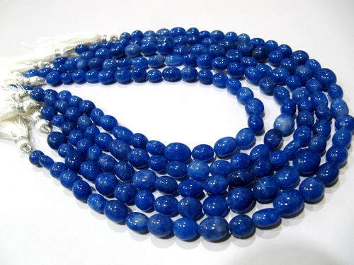 Dyed Blue Sapphire Quartz Oval 7x9mm to 8x10mm Strand 13 Inches Long