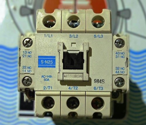 Mitsubishi S-N25 Contactor