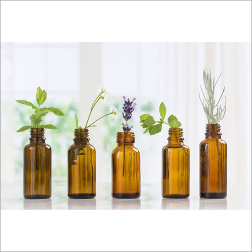 Clove Oil - Liquid Form, High Purity | Ideal for All Age Groups, Store in Dry Place