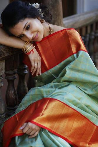 Multi Colour Ladies Designer Soft Lichi Silk Saree
