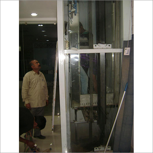 Glass Lift Inside Building Premises Load Capacity: 272 Kilograms (Kg)