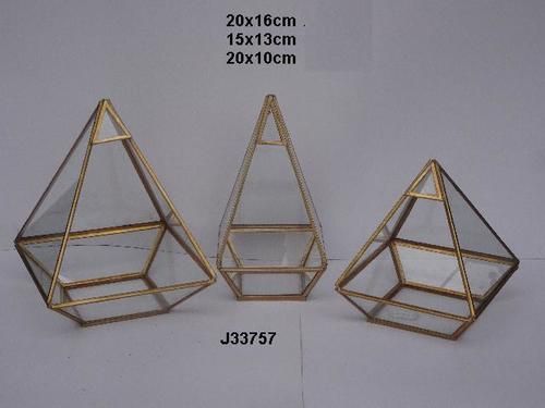 Geometric Glass And Brass Terrarium Pyramid Size: 20X16 Cm