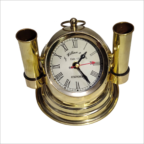 Helmet Watch With Double Pen Stand