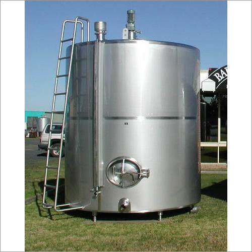Vertical Milk Storage Tank