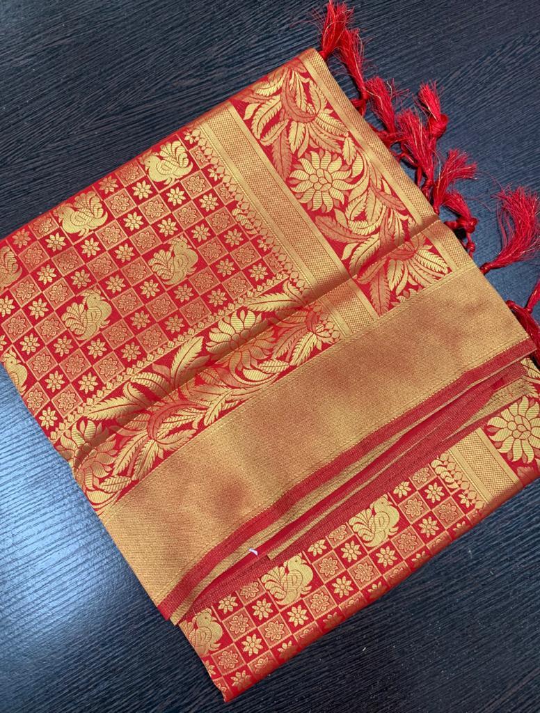 Handloom Weaving Saree