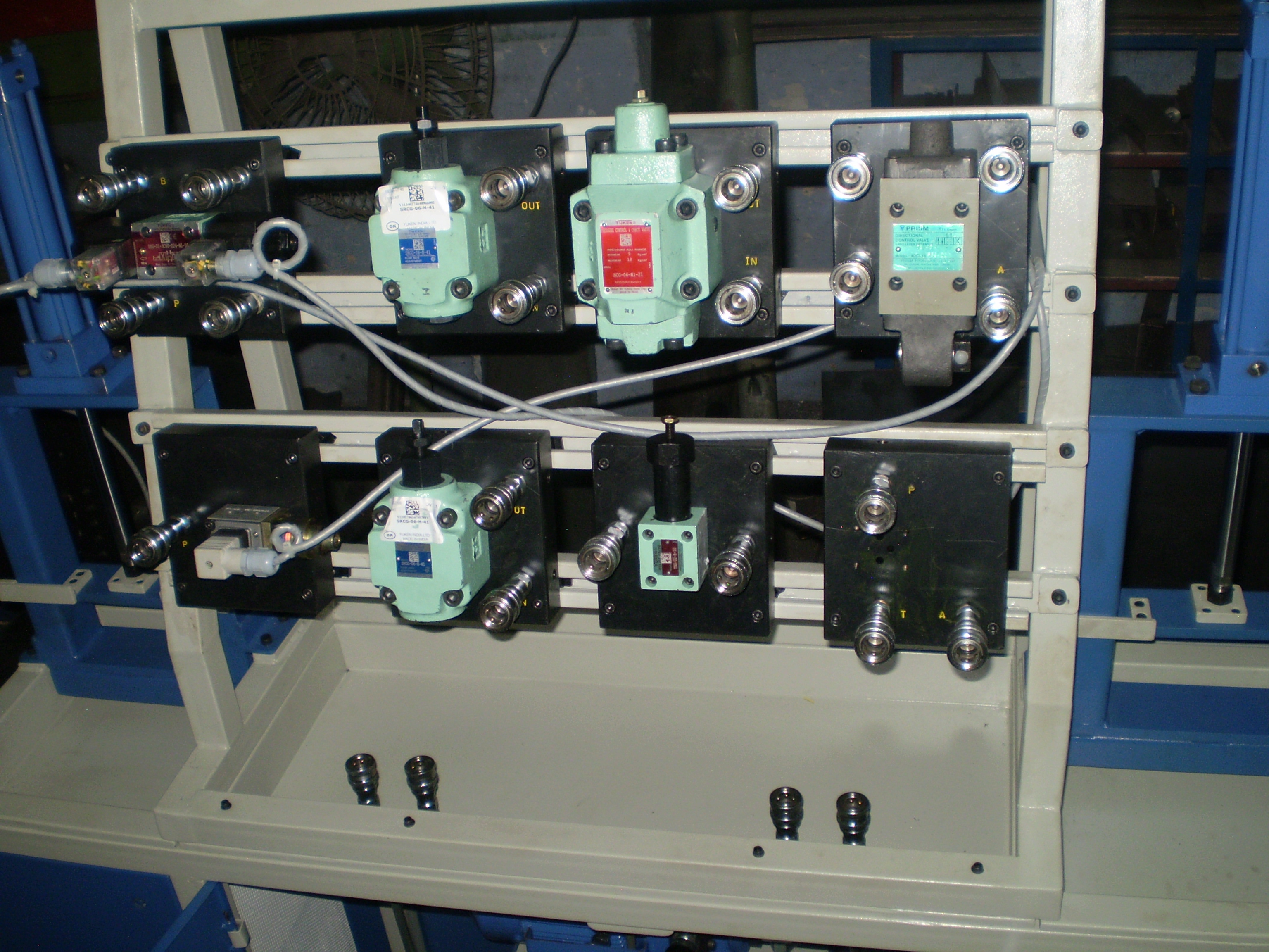 Power Packs for Paper Mills, Rubber Molding, Foundry Equipment, Steel Rolling, Furnace, Stone Crushers and Other Applications