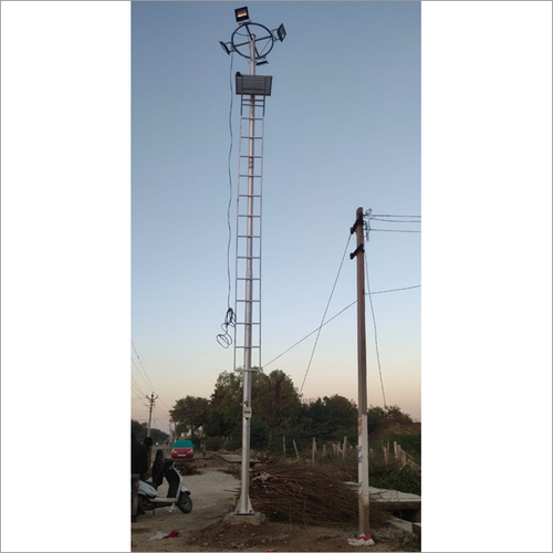 9-12 Mtt Mini High Mast Pole With 150 Watt Flood Lights