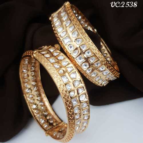 Kundan Bangles