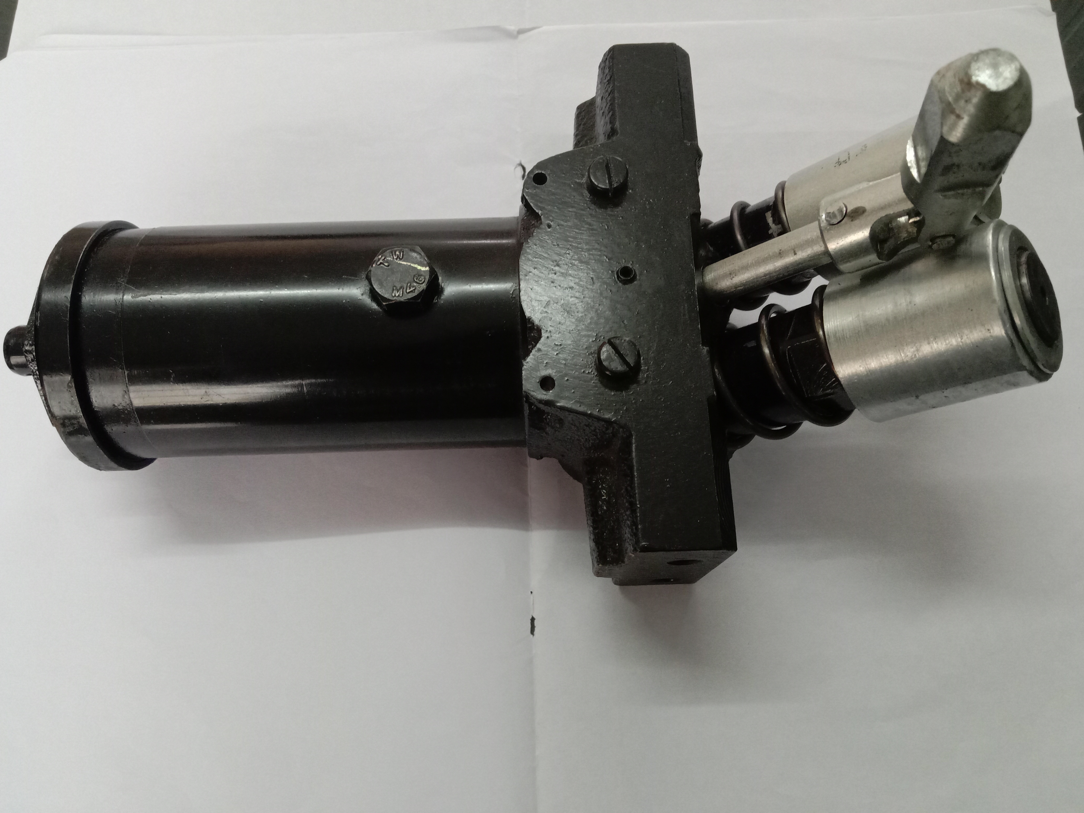 Double Plunger Jack