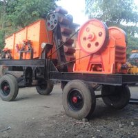 Mobile Stone Crusher Machine - Automatic Grade: Semi-automatic