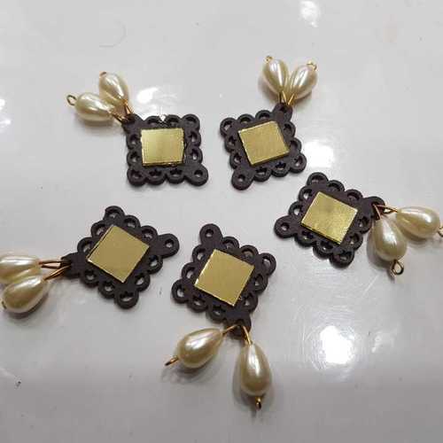 WOODEN MIRRORS MOTI LATKAN BUTTON