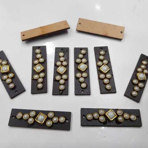 WOODEN RECTANGLE SHAPE PEARL STICKING BUTTON
