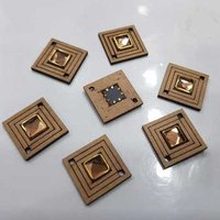 WOODEN SQUARE SHAPE BUTTON