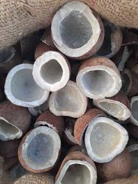 Coconut Copra - Semi-husked Matured Coconut, Round Shape | Dried, Organic, Gluten Free, 50 Kg, Vitamin C Up To 4%, Oil Content 62-68%