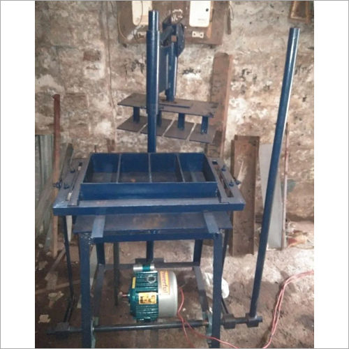 Manual Bricks Machine Capacity: 1200