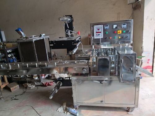 Combine Dressing Packaging Machine 