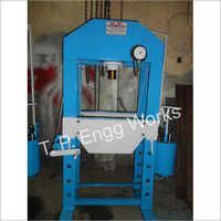Hydraulic Press machine in Uttar Pradesh