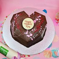 Heart Shape Pinata Mousse Cake Mold - Silicone Material, 21.5 X 20 X 6.5 Cm Size | Random Shade, Kitchen Usage, Lightweight Design