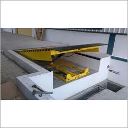 Scissor Lift Dock Leveler Power Source: Electric