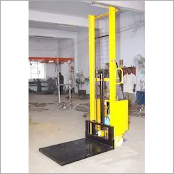 Motorised Hydraulic Stacker