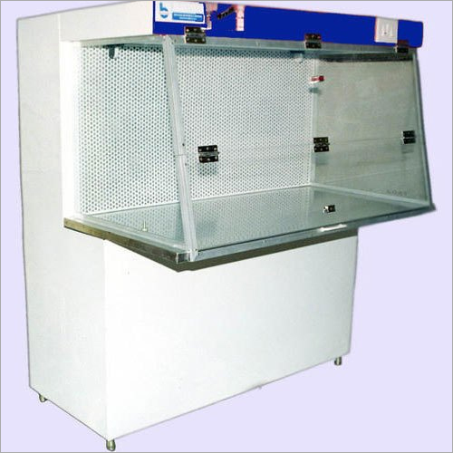 Laminar Air Flow Cabinet Voltage: 220-240 Volt (V)