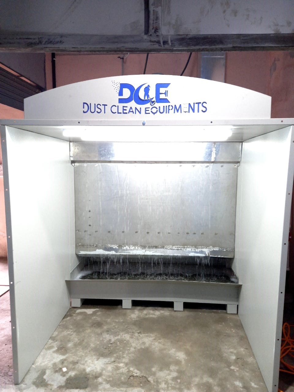 Wet Liquid Spray Paint Booth