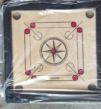 Woodan carrom board