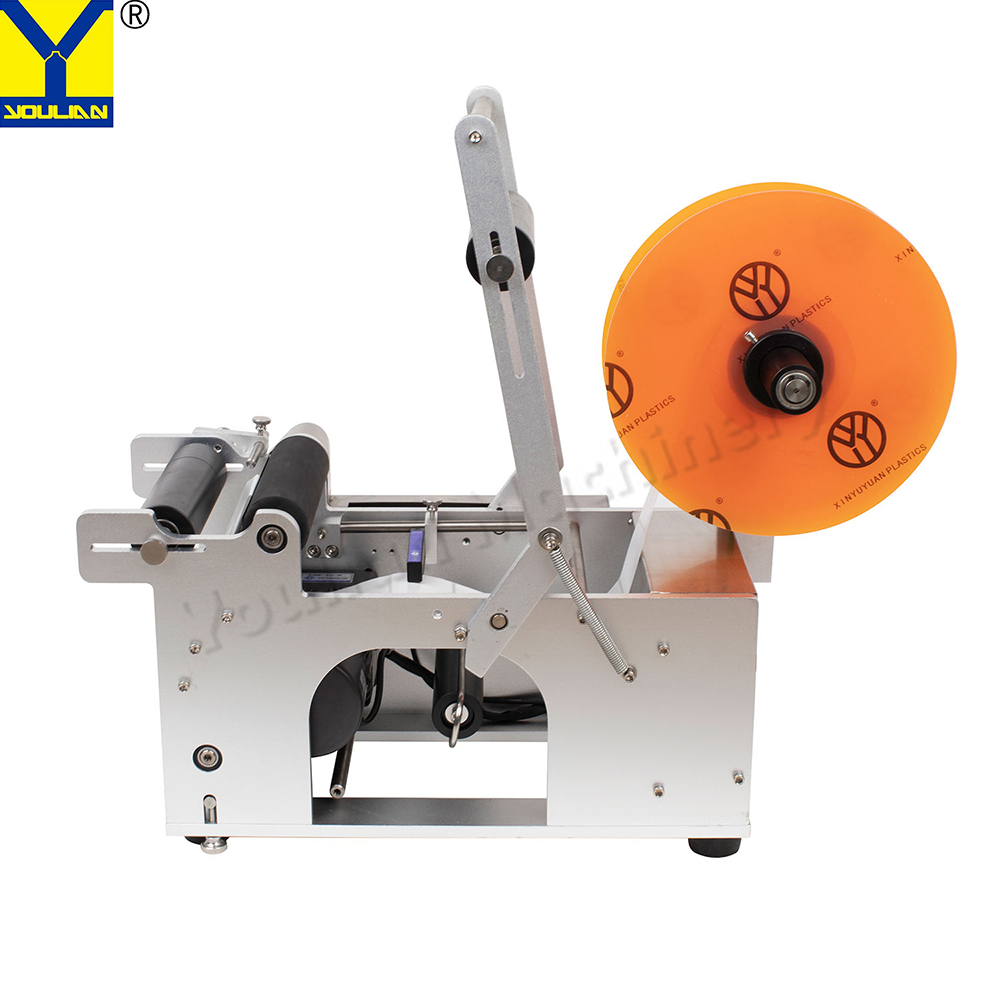 Bottle Sticker Labeling Machine