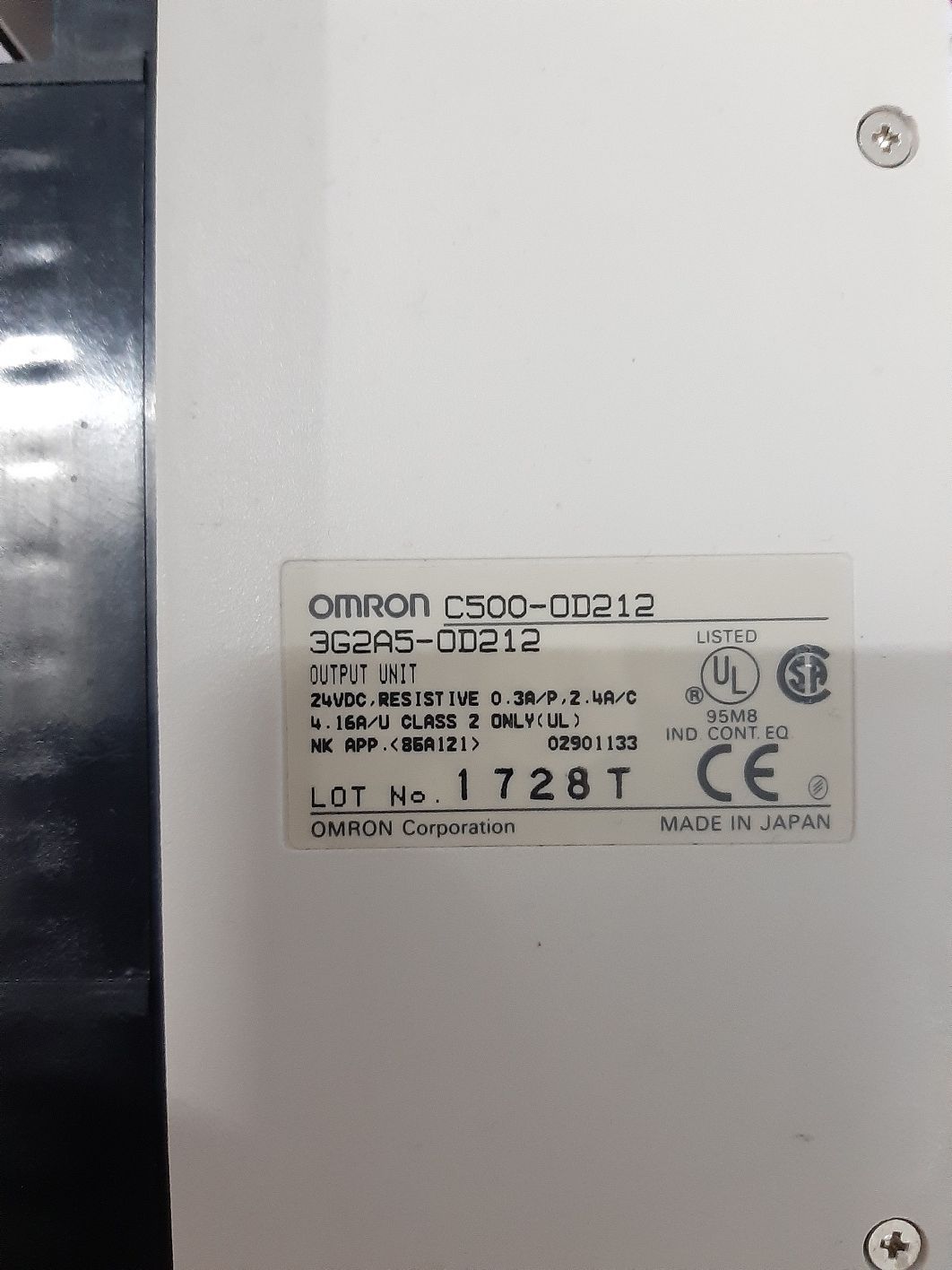 OMRON OUTPUT MODULE UNIT C500-0D212