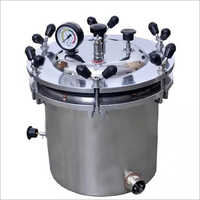 Laboratory Vertical Autoclave - Color: Silver