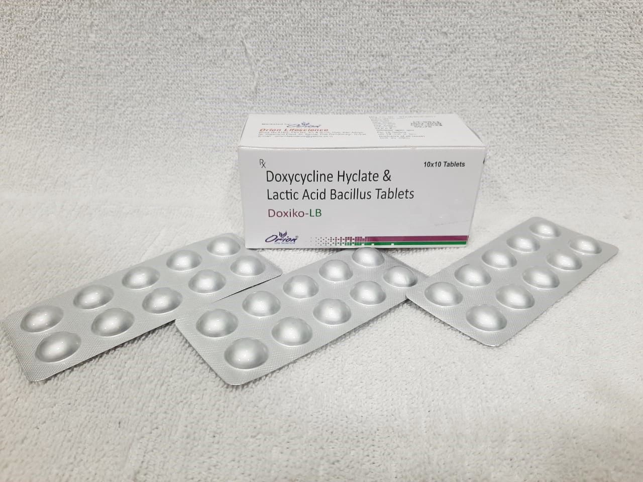 Doxycycline Hyclate 100mg And Lactic Acid Bacillus 60 Million Spores Tablet