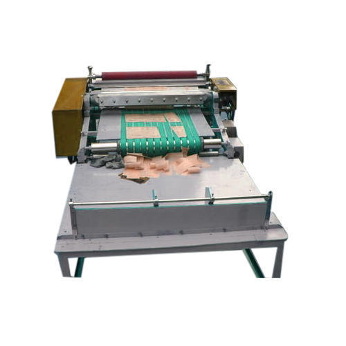 Non Woven Roll Cutting Machine