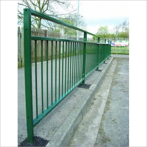 Flat Top Roadside Railing