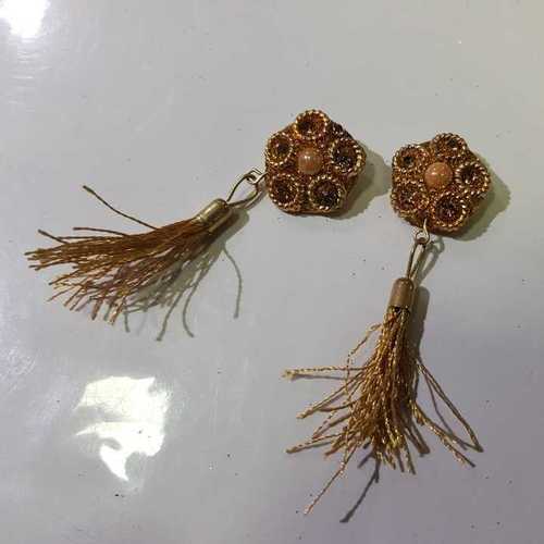 FANCY METAL BUTTON WITH TASSELS
