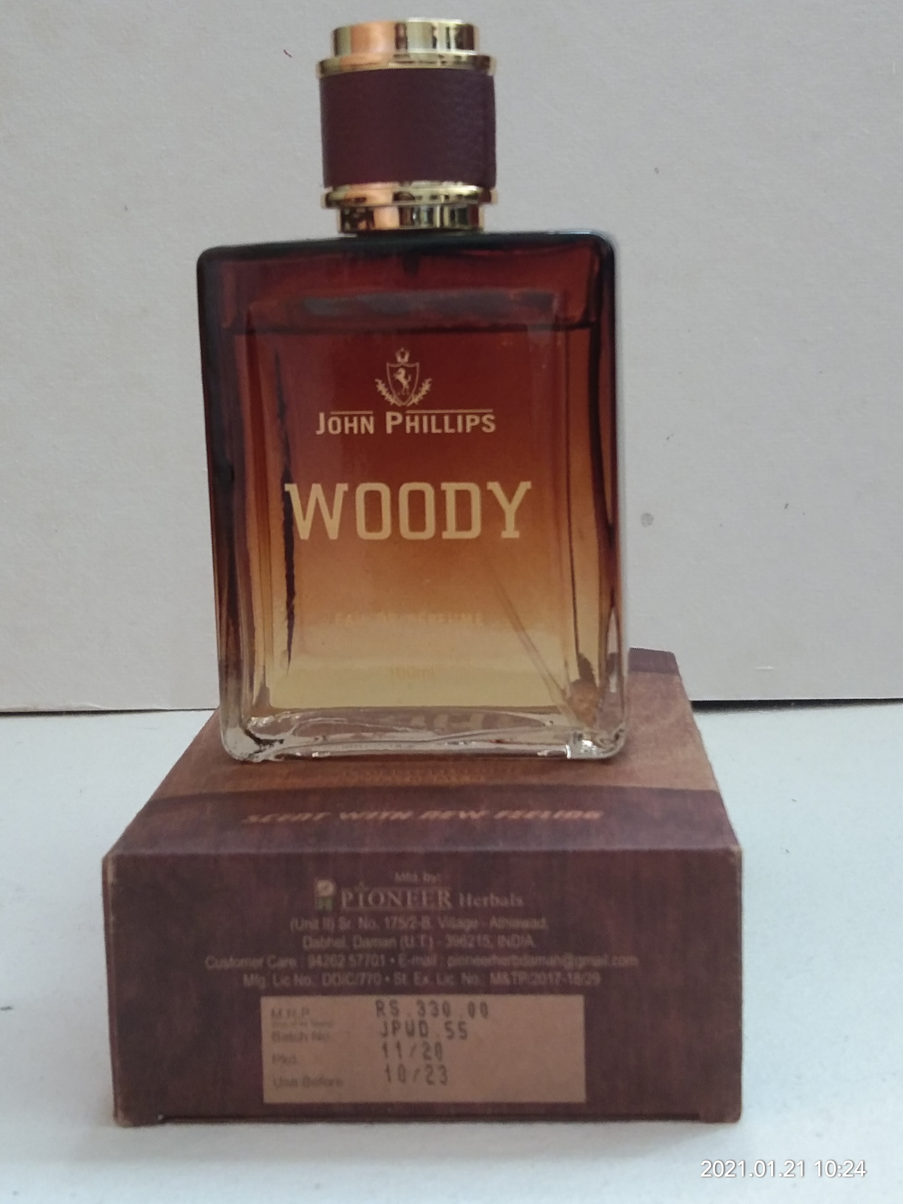 MEN PERFUME