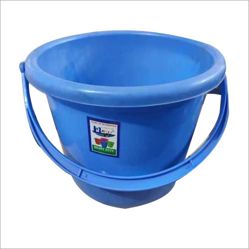 Plastic bucket