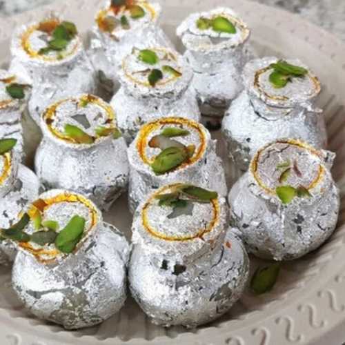 Kaju Kalash