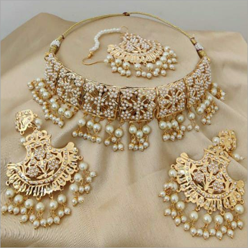 Ladies Stylish Jewellery Set
