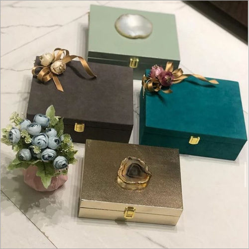 Suede Lockable Decorative Jewelry Gift Box