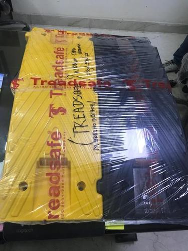 Abs Plastic Speed Breakers Installation