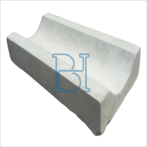Concrete Saucer Drain Size: 300X300X100/70 & 300X450X100/75