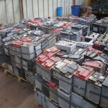 Black And White Drained Lead Acid Battery Scrap