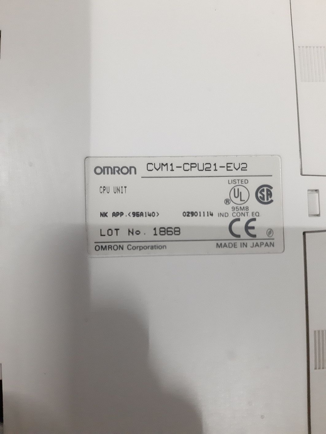 OMRON PROGRAMMABLE CONTROLLER UNIT CVM1-CPU21-EV2