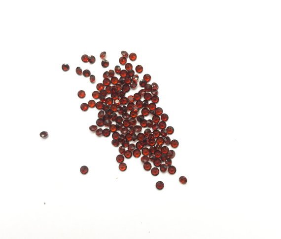 2.5mm Red Mozambique Garnet Faceted Round Loose Gemstones