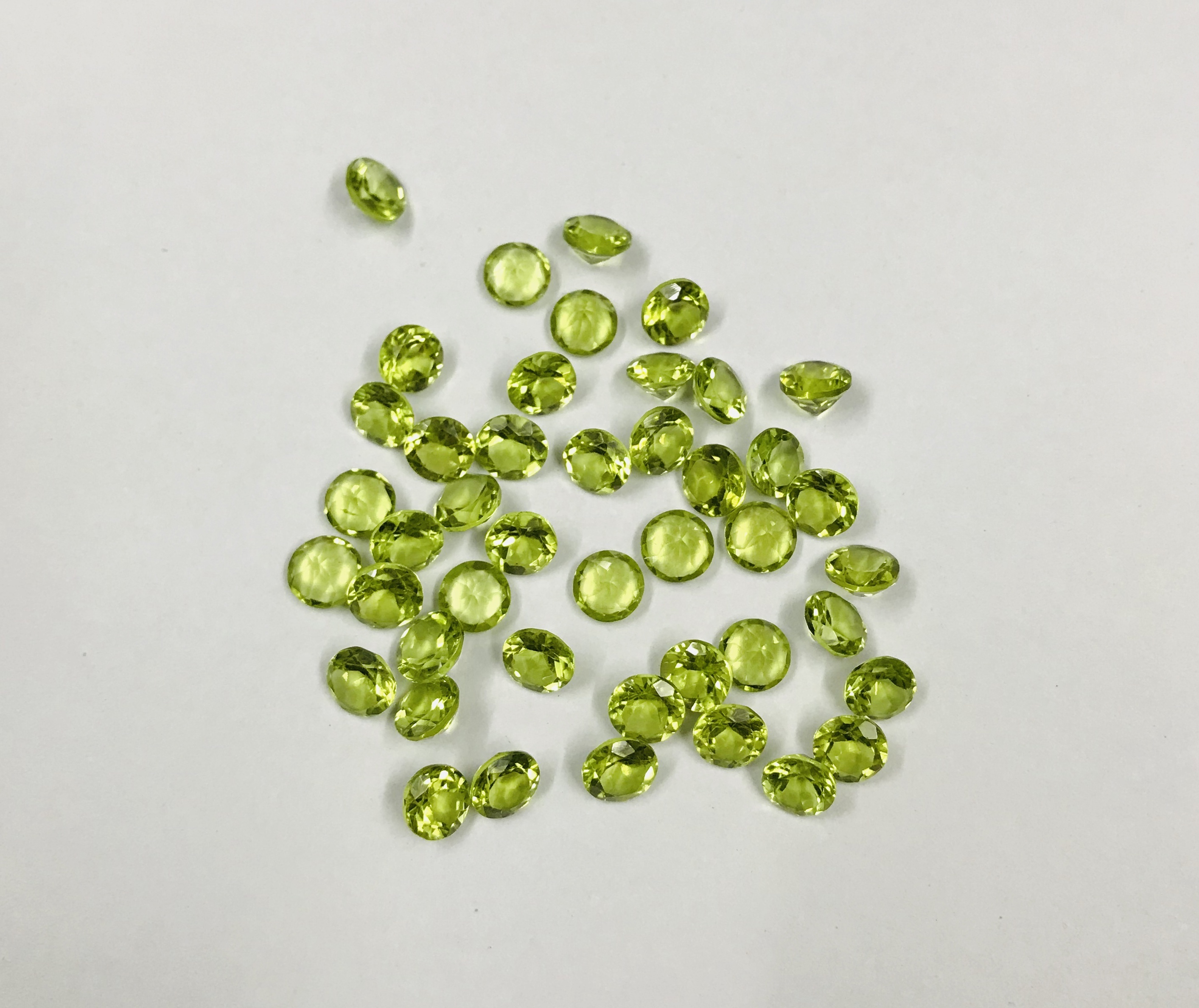 5mm Peridot Faceted Round Loose Gemstones