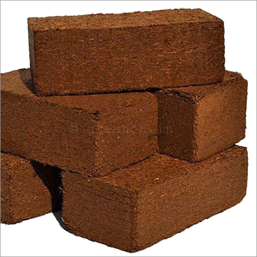 Natural Coco Peat Blocks - Coconut Fiber, Square Shape, Dark Brown Color | Eco-Friendly Material for Sustainable Gardening Solutions